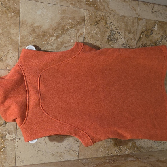 Indyeva 25th Hour Coral Sleeveless Polartec Tunic, Title Nine, Excellent! - Picture 4 of 5